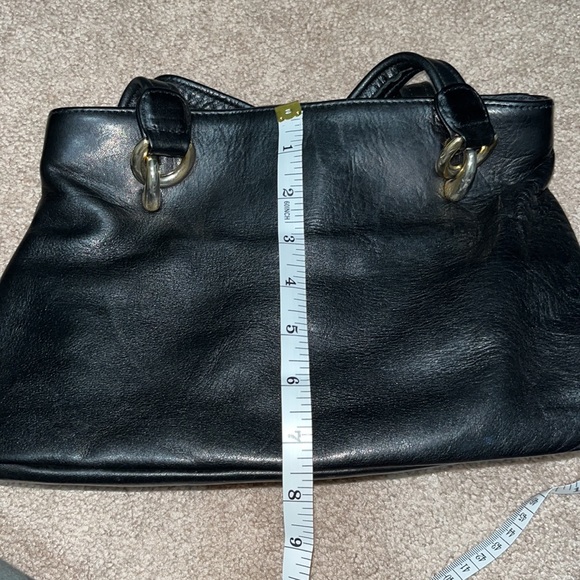 Tiganello Black leather crossbody shoulder bag - Picture 9 of 10